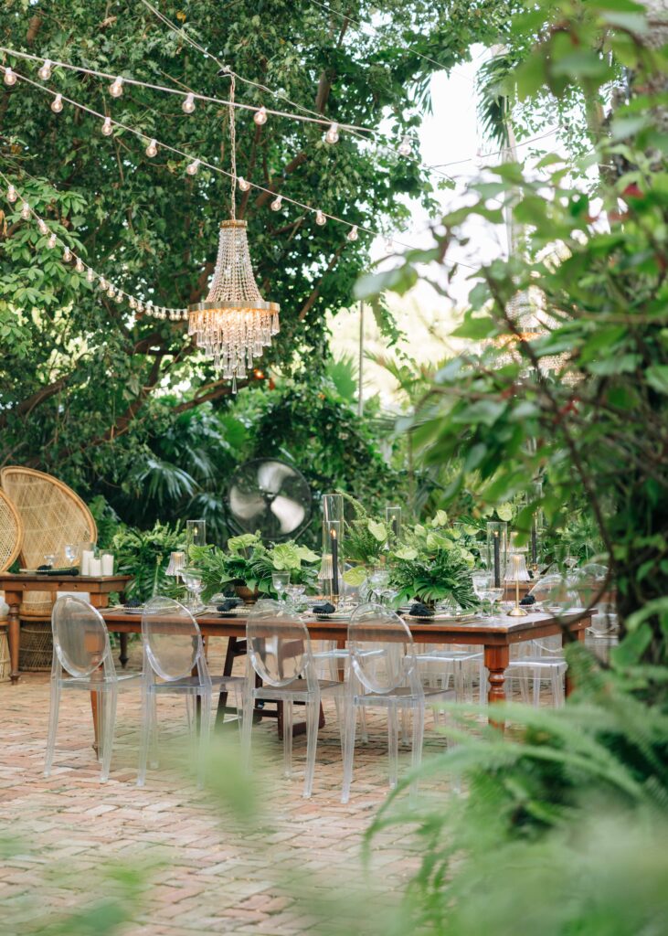A modern garden wedding reception at The Audubon House in Key West.